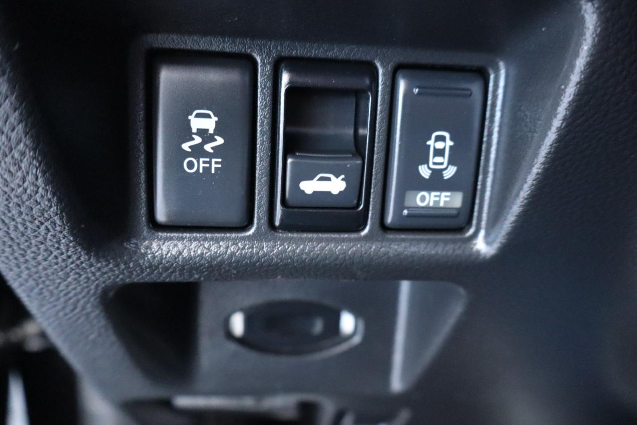 Infiniti G37 Coupe 2dr IPL RWD 2011