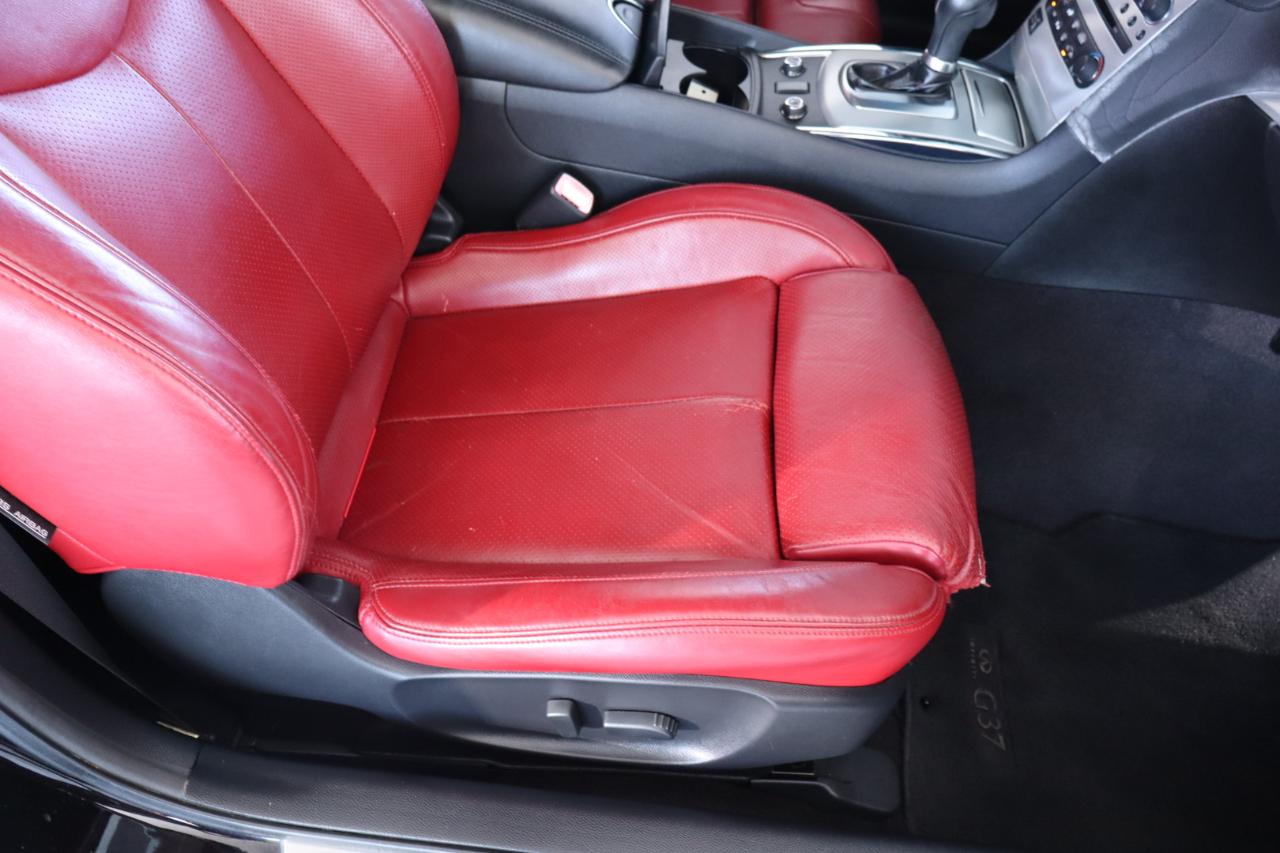 Infiniti G37 Coupe 2dr IPL RWD 2011