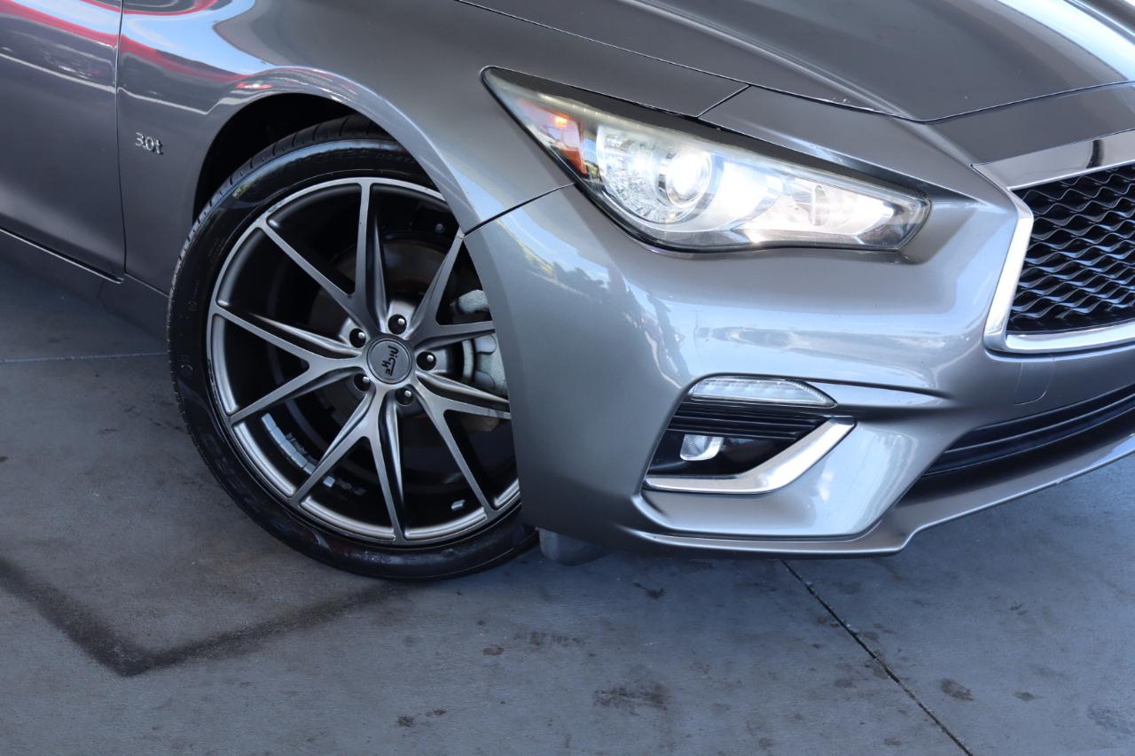 Infiniti Q50 3.0t LUXE RWD 2018
