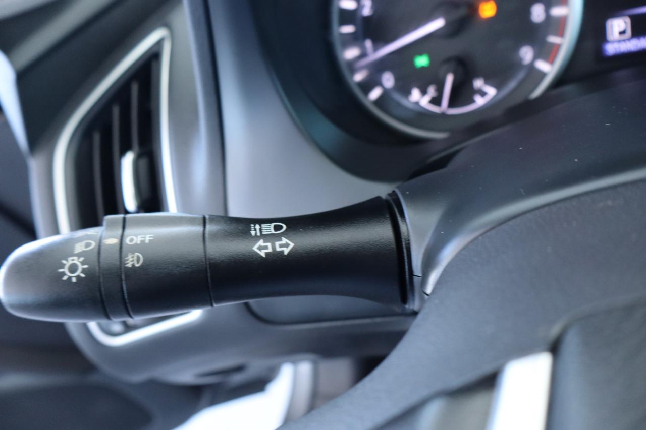 Infiniti Q50 3.0t LUXE RWD 2018