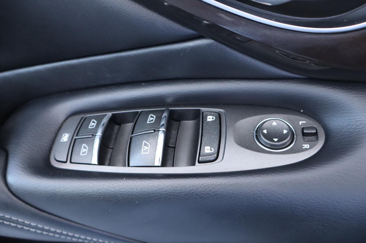 Infiniti Q50 3.0t LUXE RWD 2018