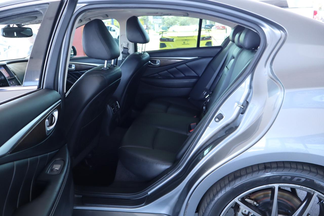 Infiniti Q50 3.0t LUXE RWD 2018