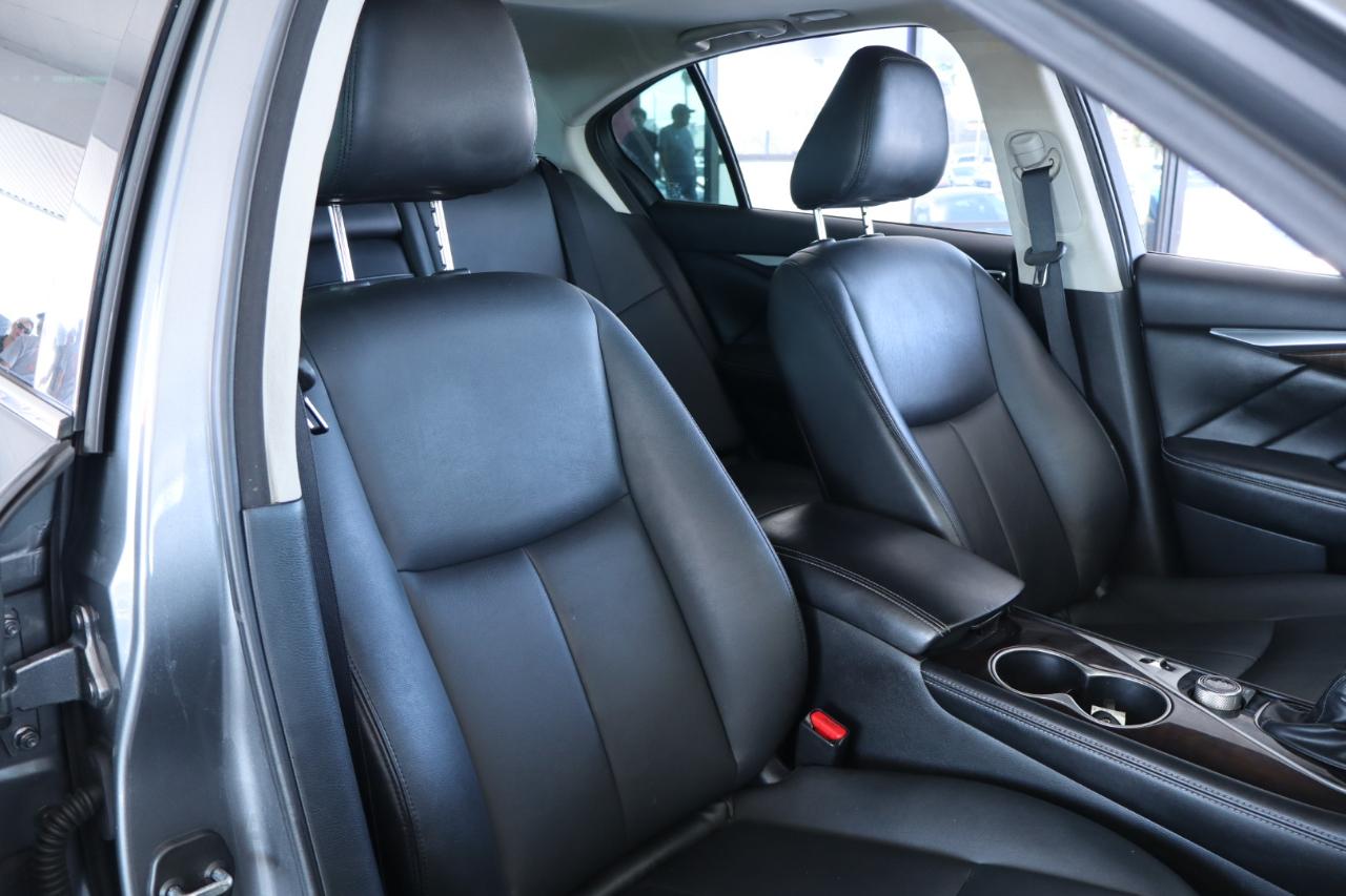 Infiniti Q50 3.0t LUXE RWD 2018