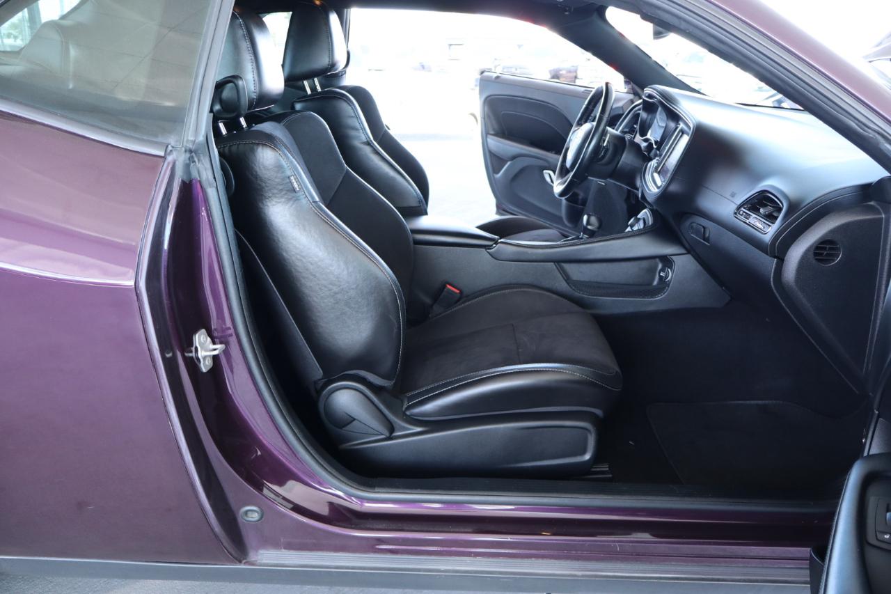 Dodge Challenger R/T RWD 2022