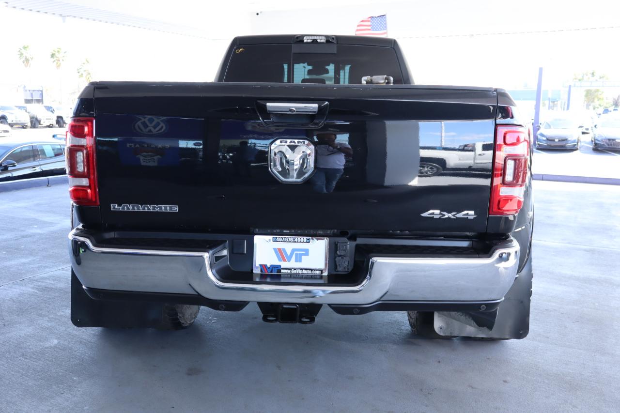 RAM 3500 Laramie 4x4 Crew Cab 8' Box 2022