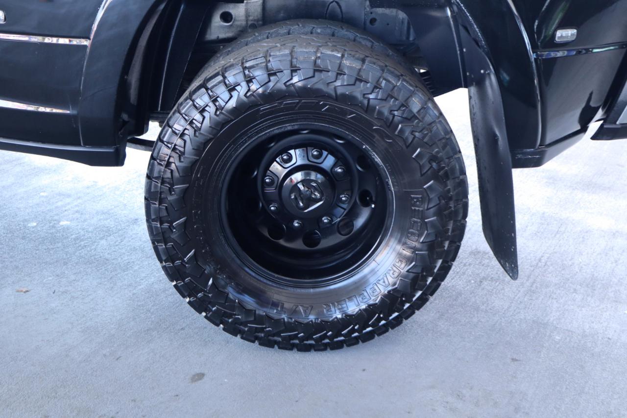 RAM 3500 Laramie 4x4 Crew Cab 8' Box 2022