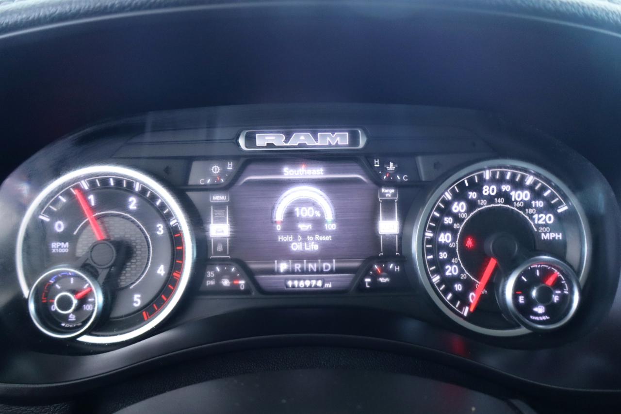 RAM 3500 Laramie 4x4 Crew Cab 8' Box 2022