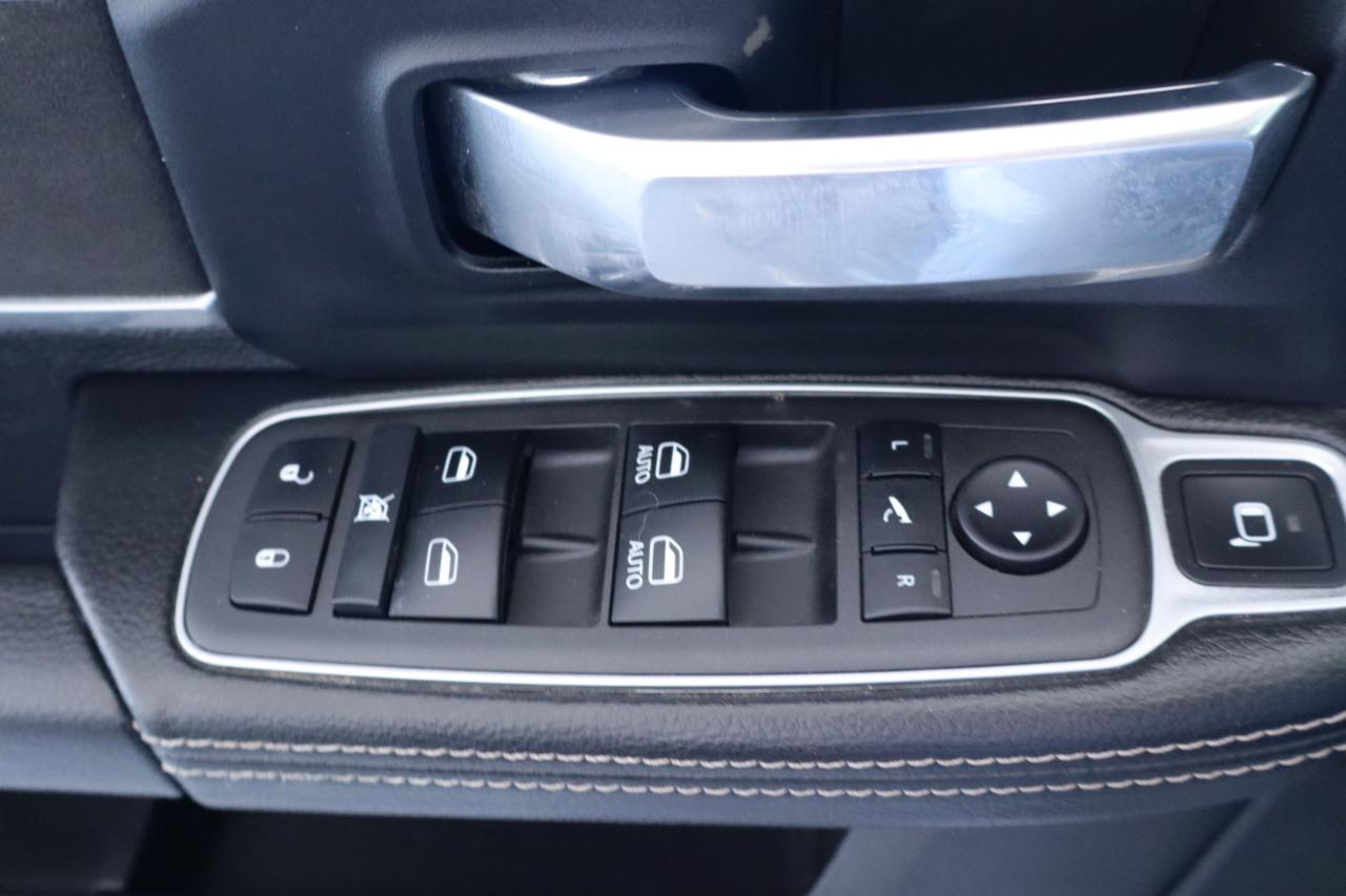 RAM 3500 Laramie 4x4 Crew Cab 8' Box 2022