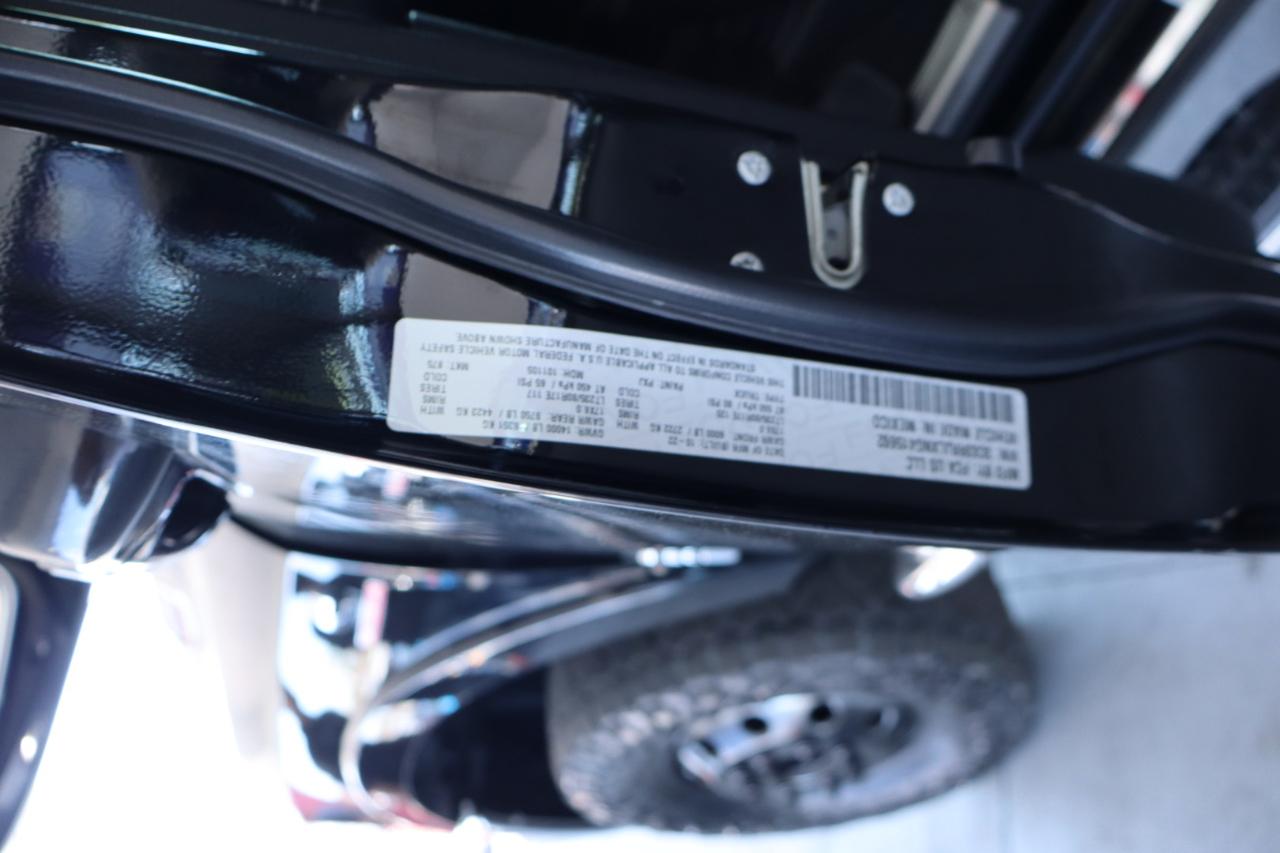 RAM 3500 Laramie 4x4 Crew Cab 8' Box 2022