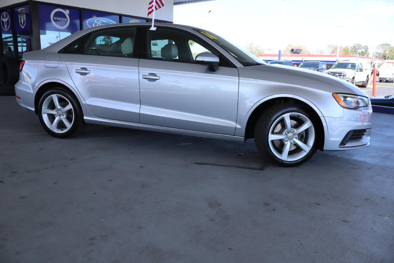Audi A3 4dr Sdn quattro 2.0T Premium 2016