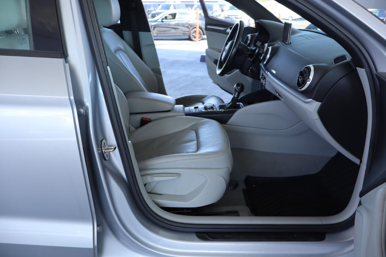 Audi A3 4dr Sdn quattro 2.0T Premium 2016