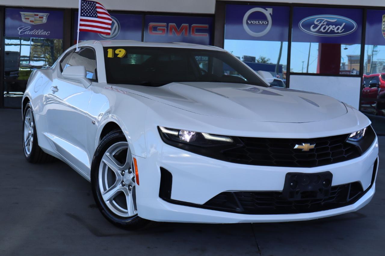 Chevrolet Camaro 2dr Cpe 1LT 2019