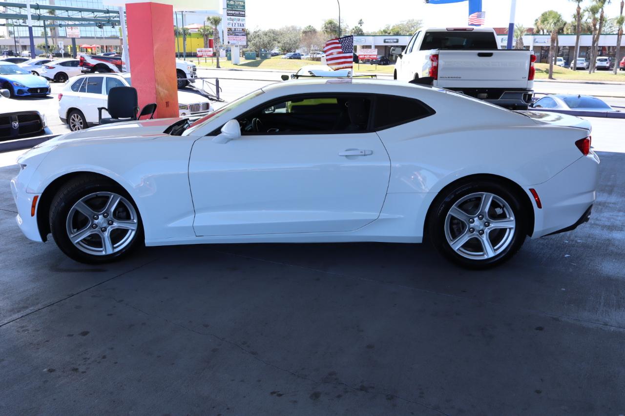 Chevrolet Camaro 2dr Cpe 1LT 2019