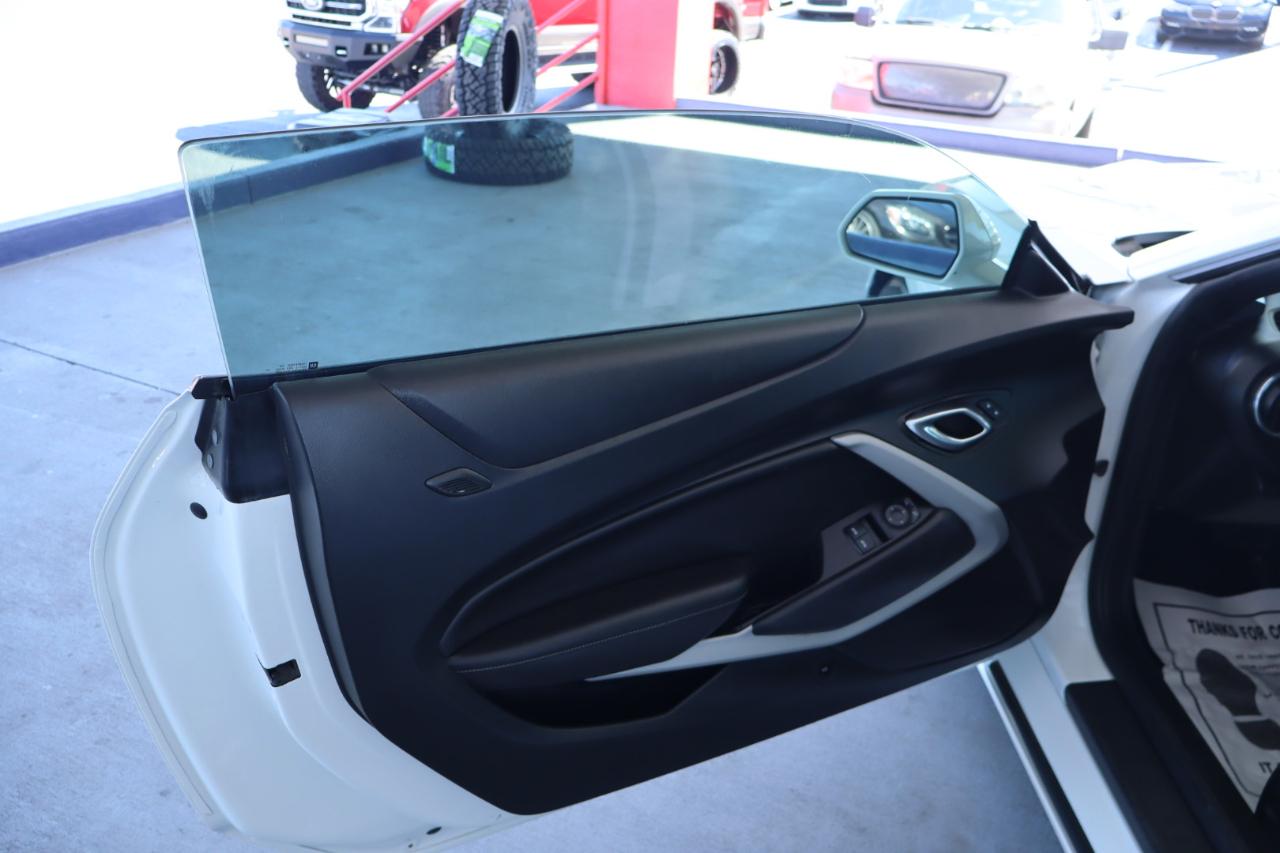 Chevrolet Camaro 2dr Cpe 1LT 2019