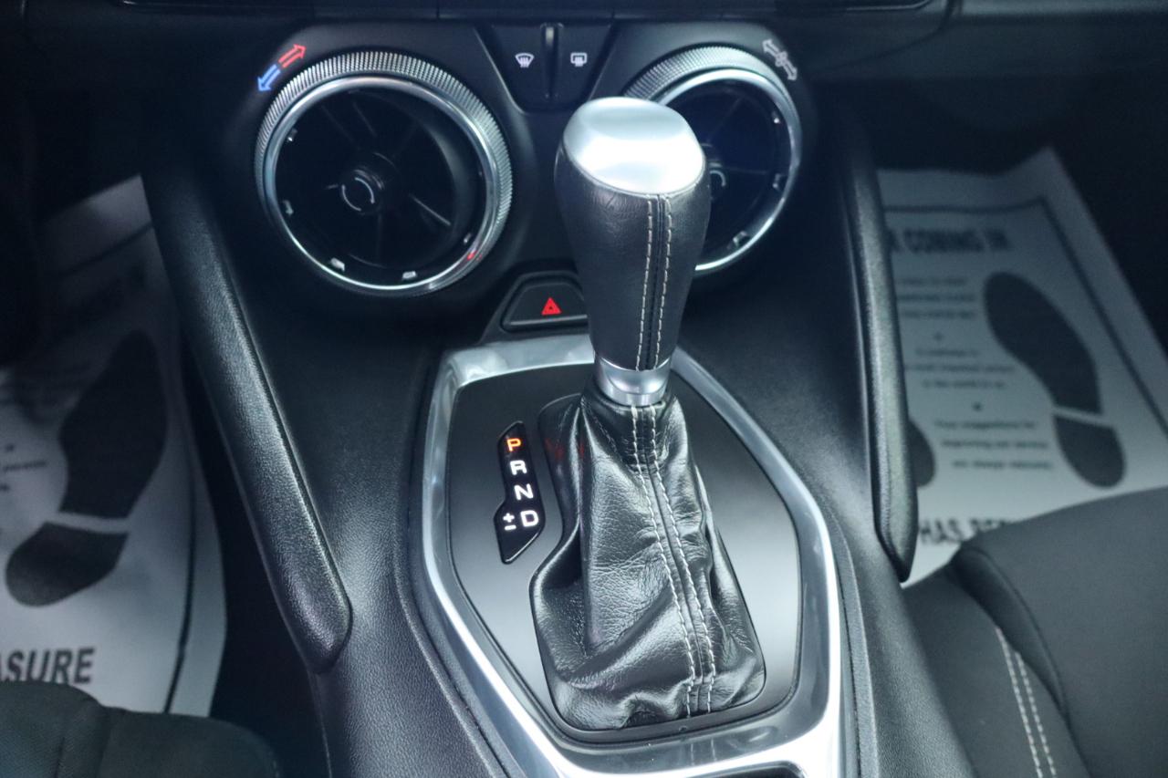 Chevrolet Camaro 2dr Cpe 1LT 2019