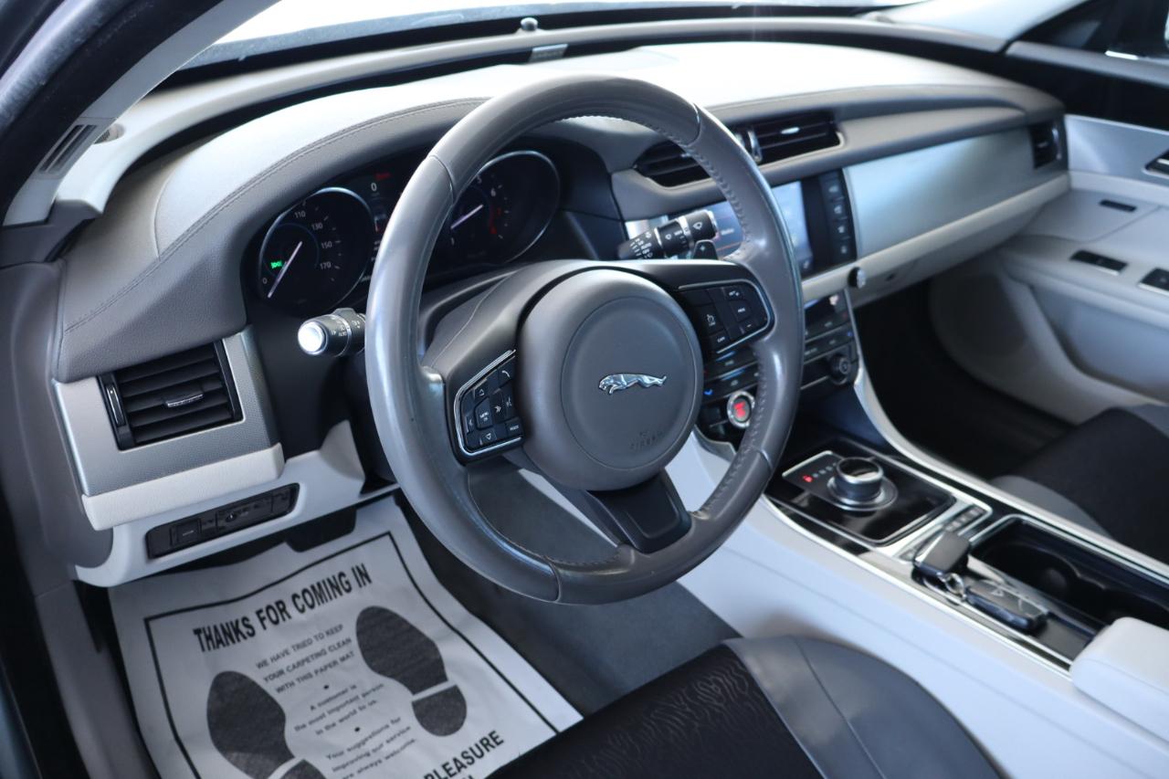 Jaguar XF 35t Premium RWD 2017