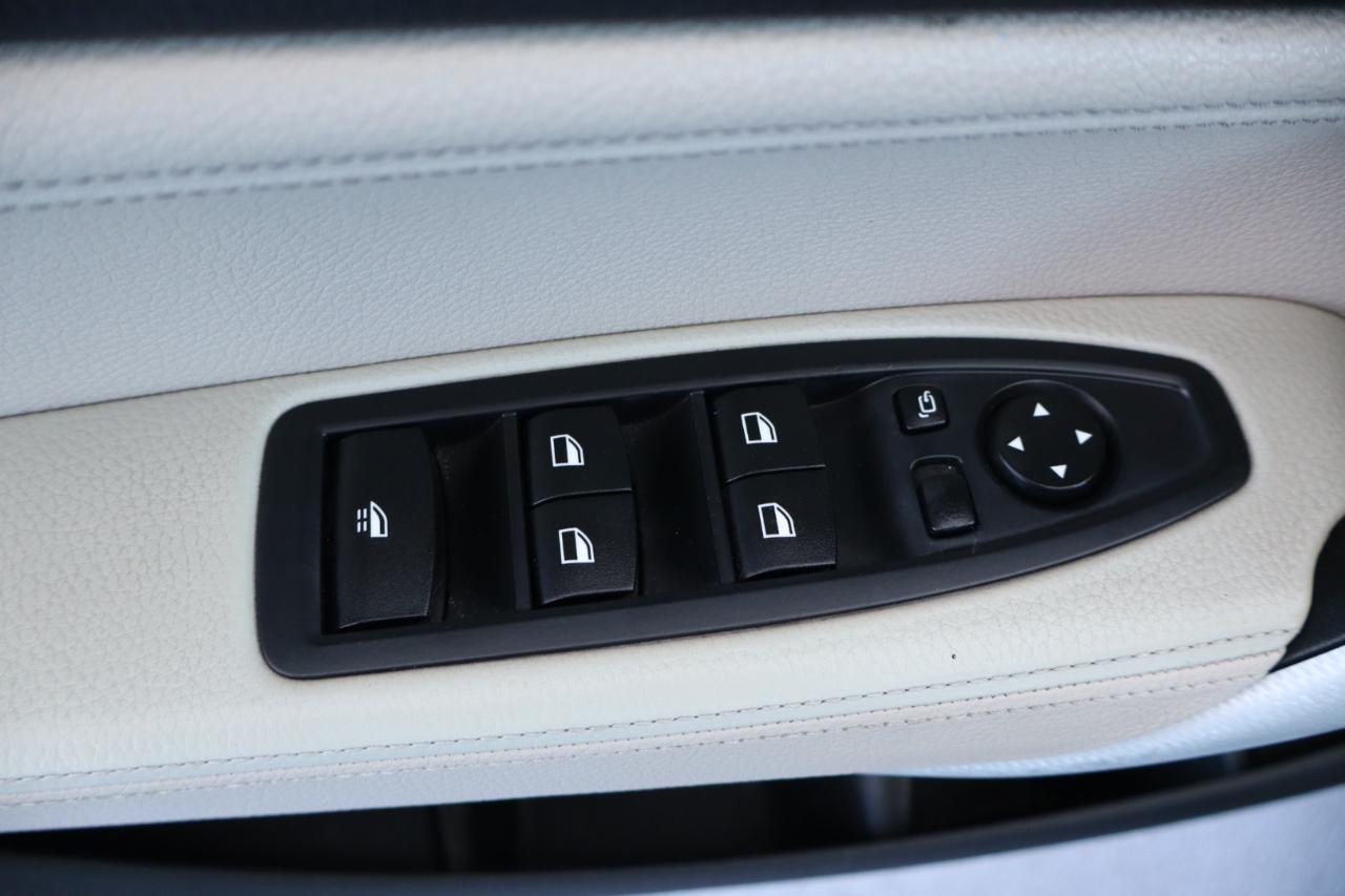 BMW 2 Series 2dr Conv M235i xDrive AWD 2016