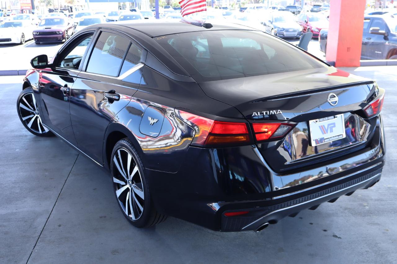 Nissan Altima 2.5 SR Sedan 2019