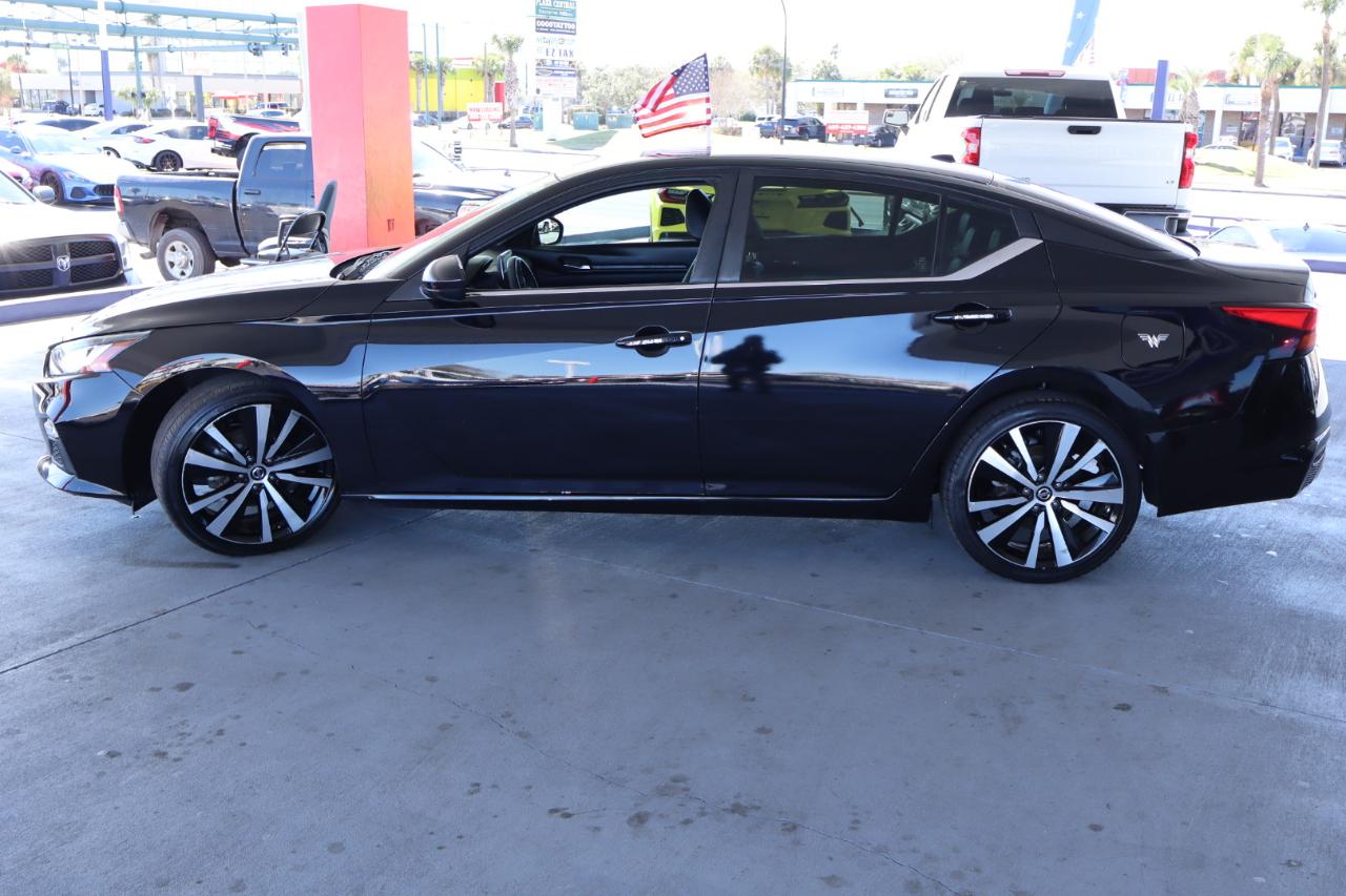 Nissan Altima 2.5 SR Sedan 2019