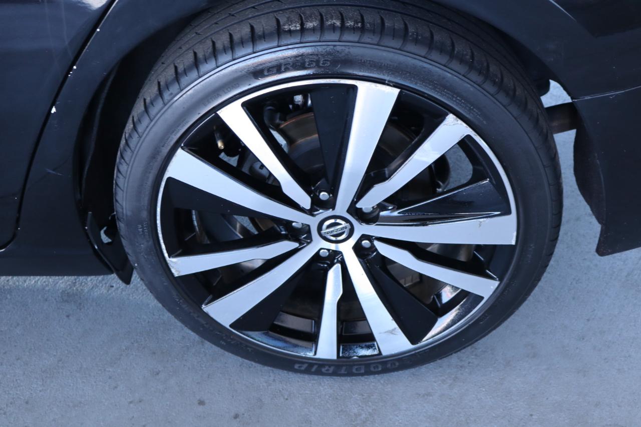 Nissan Altima 2.5 SR Sedan 2019