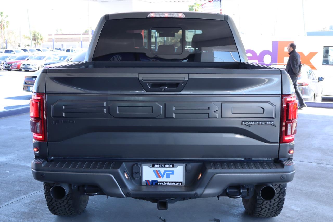 Ford F-150 Raptor 4WD SuperCrew 5.5' Box 2017