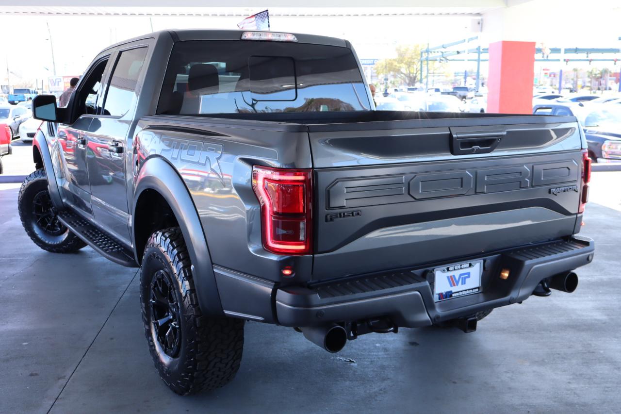 Ford F-150 Raptor 4WD SuperCrew 5.5' Box 2017