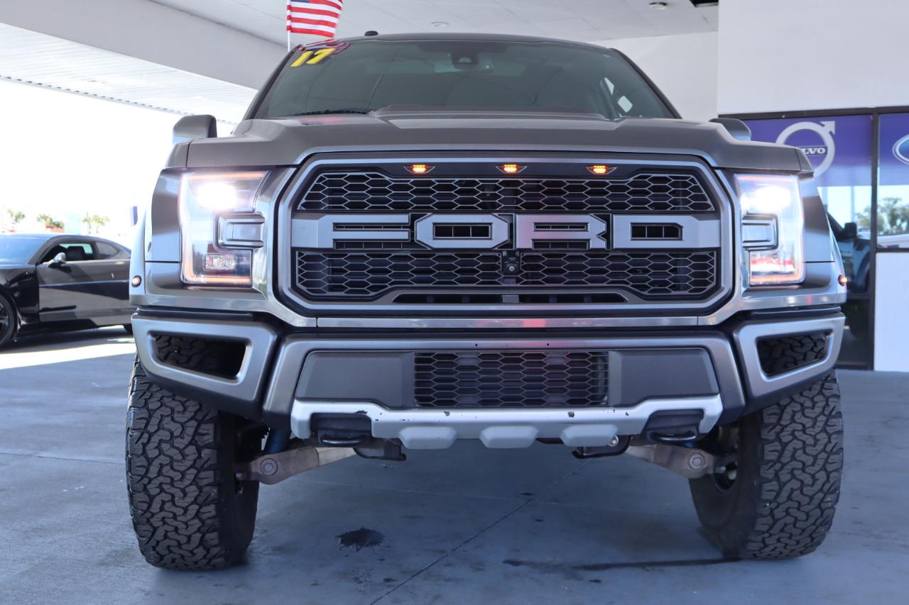 Ford F-150 Raptor 4WD SuperCrew 5.5' Box 2017