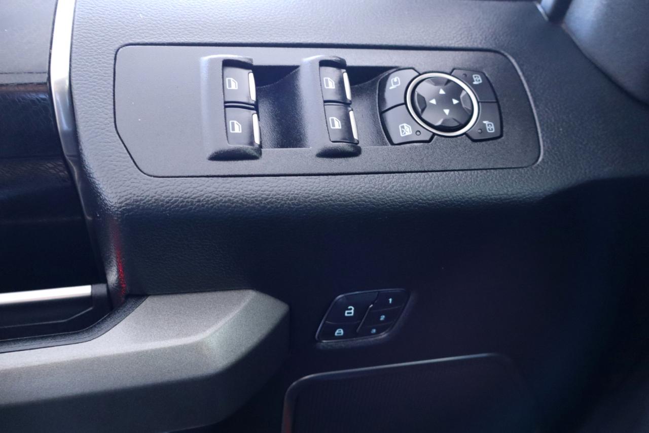 Ford F-150 Raptor 4WD SuperCrew 5.5' Box 2017