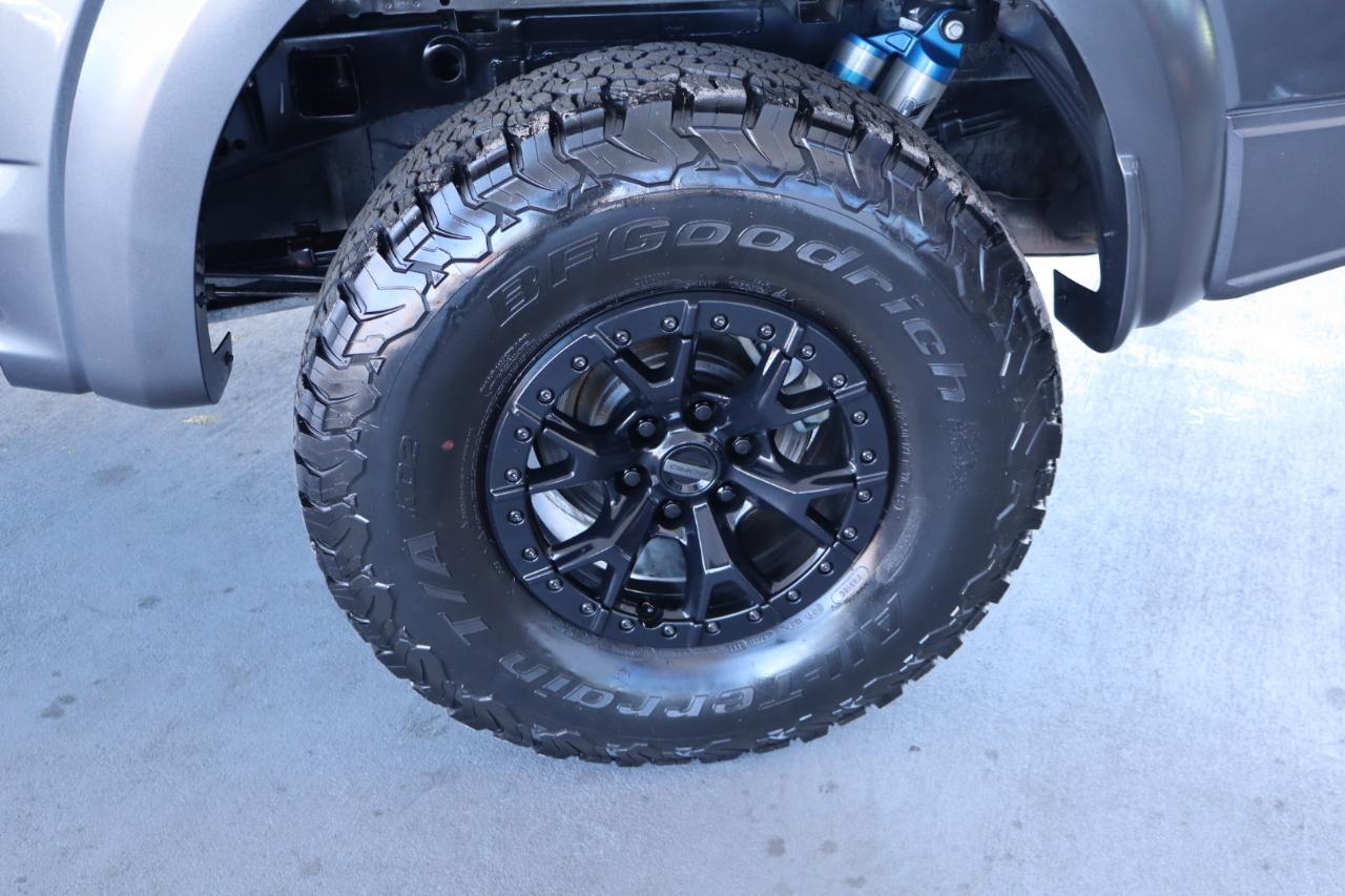 Ford F-150 Raptor 4WD SuperCrew 5.5' Box 2017