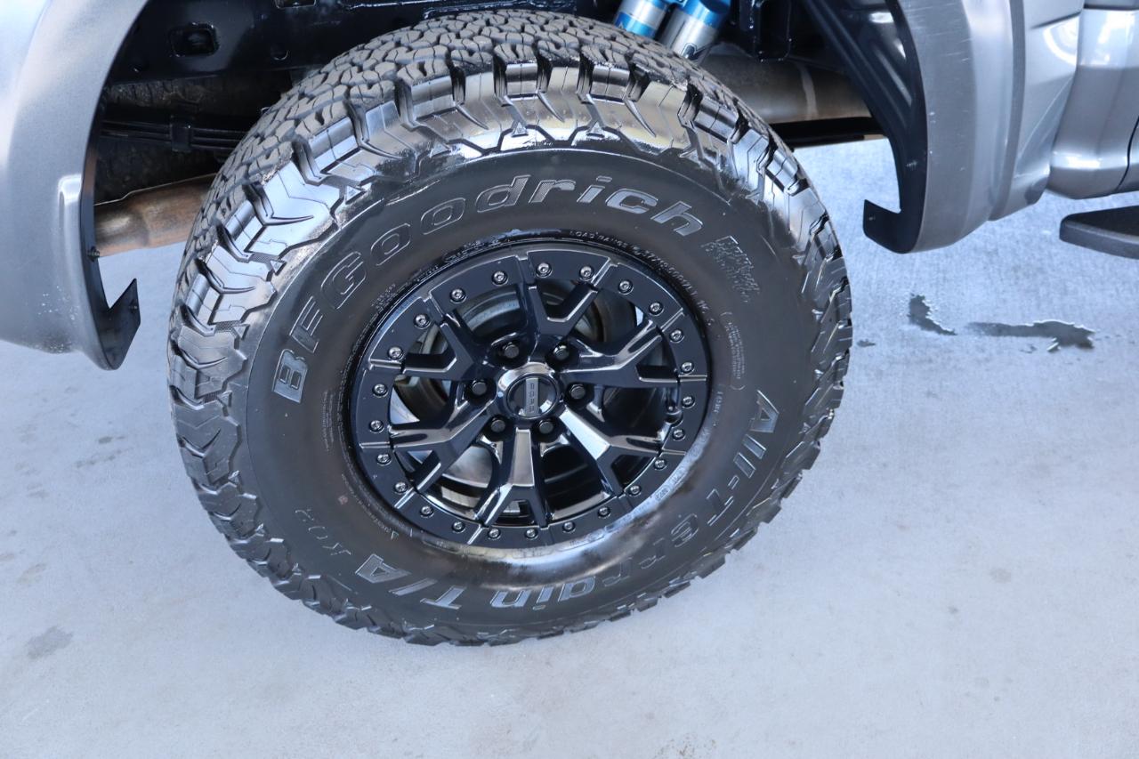 Ford F-150 Raptor 4WD SuperCrew 5.5' Box 2017