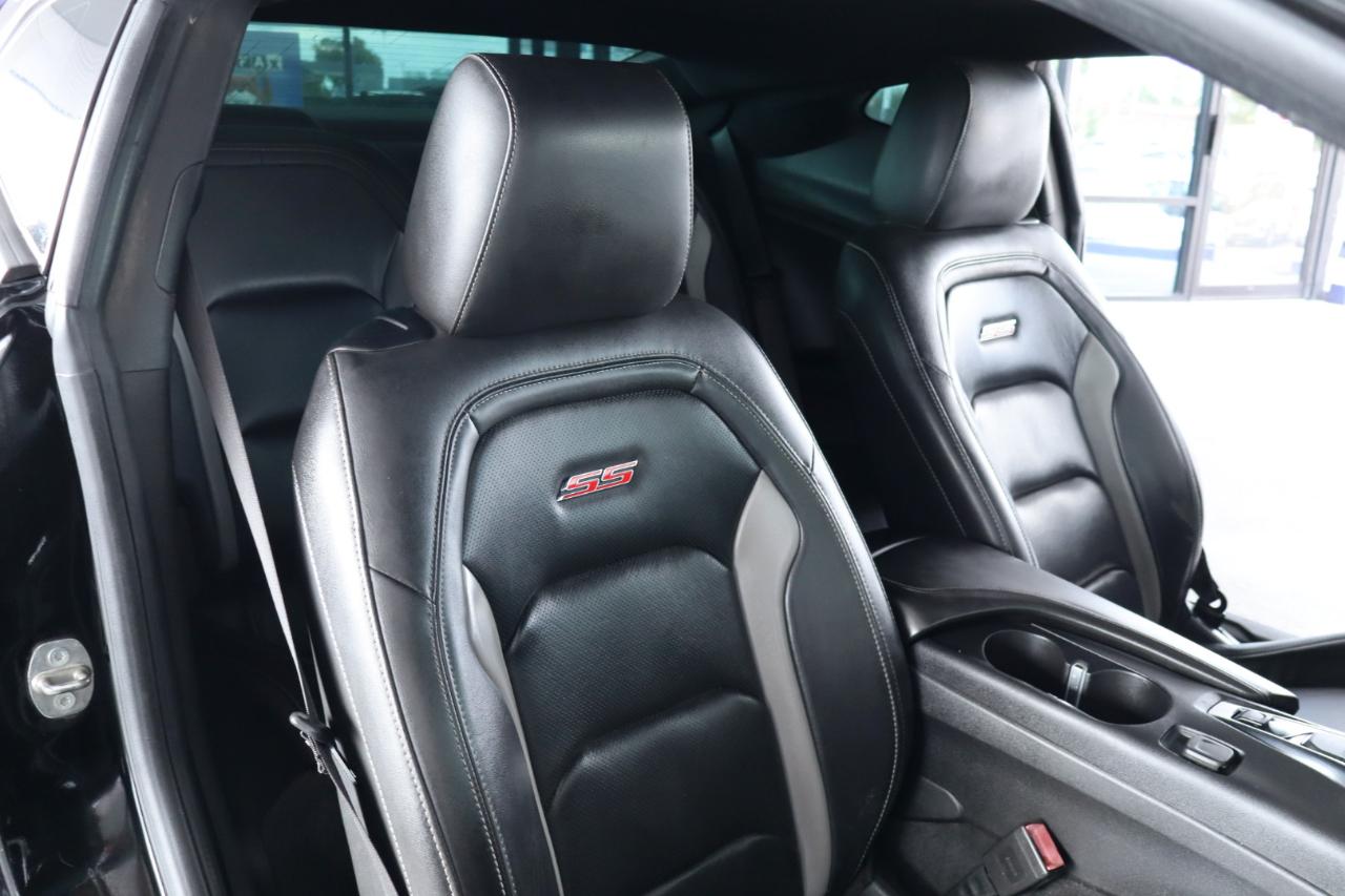 Chevrolet Camaro 2dr Cpe 2SS 2020