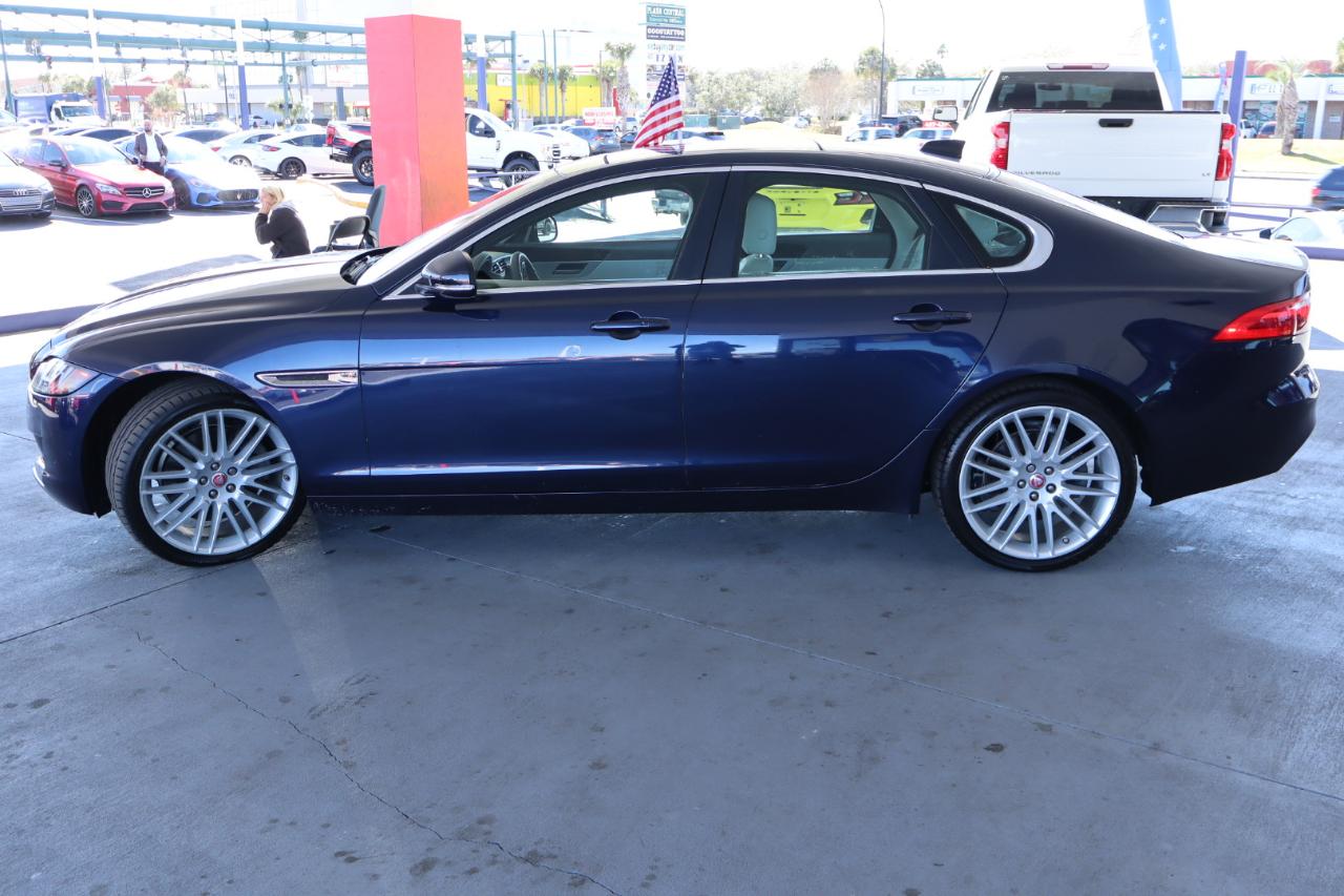 Jaguar XF 4dr Sdn 35t Prestige RWD 2016