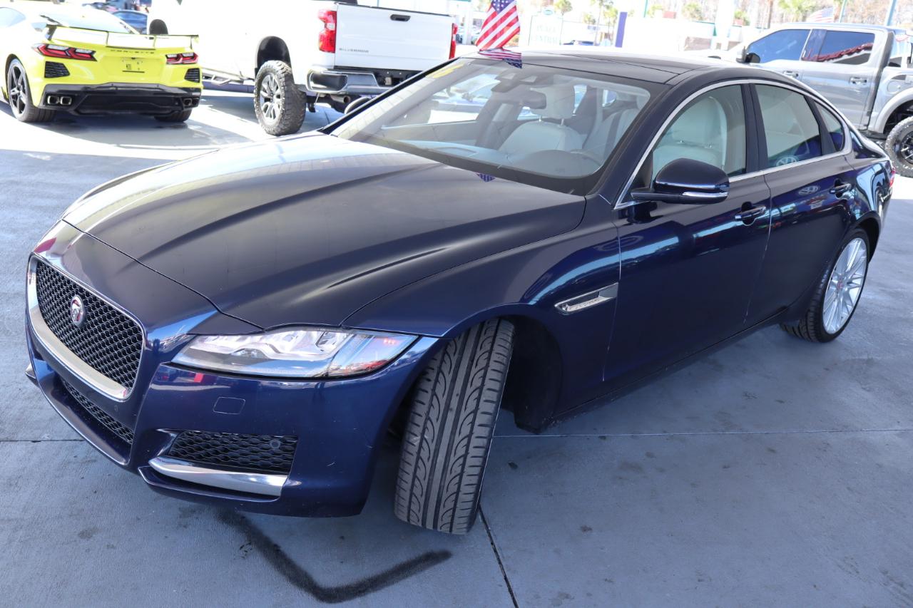 Jaguar XF 4dr Sdn 35t Prestige RWD 2016