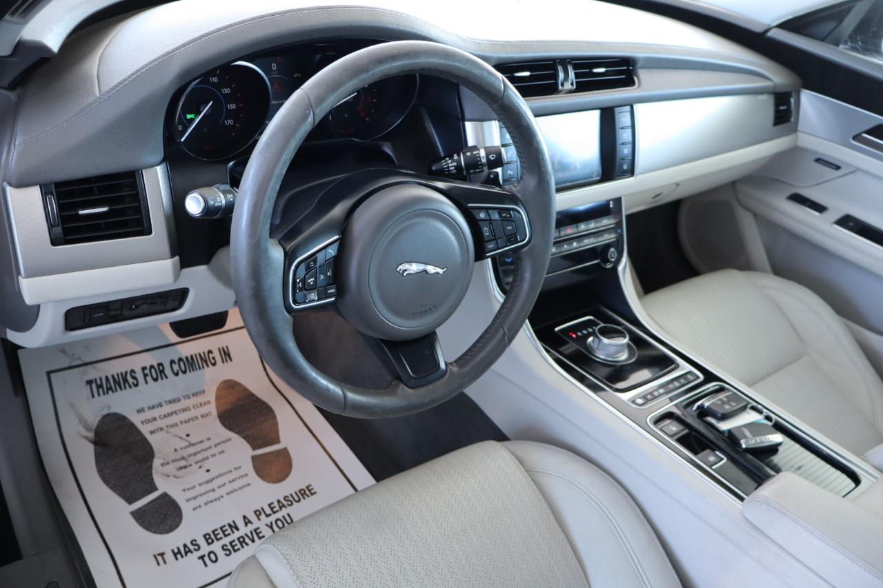 Jaguar XF 4dr Sdn 35t Prestige RWD 2016