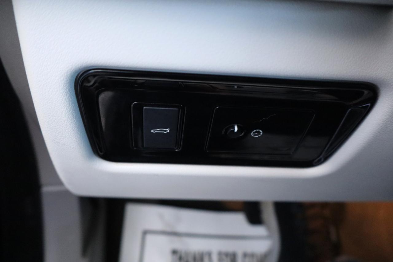 Jaguar XF 4dr Sdn 35t Prestige RWD 2016