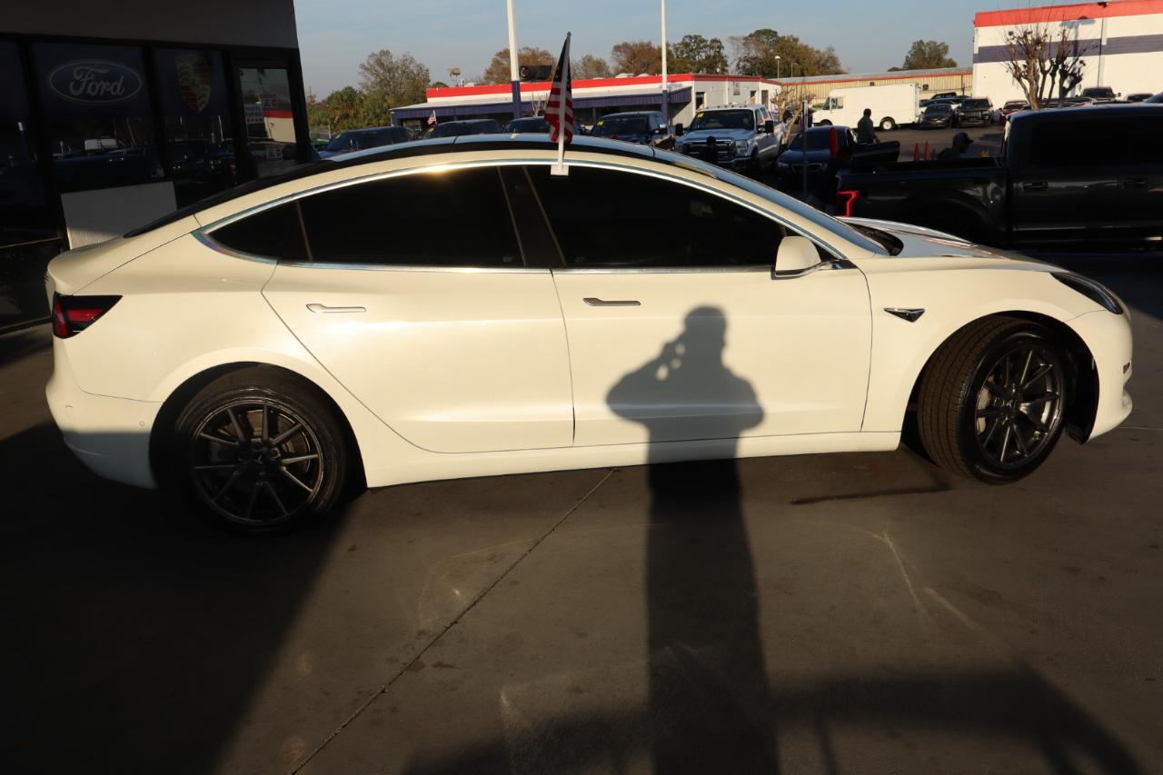 Tesla Model 3 Mid Range RWD *Ltd Avail* 2019