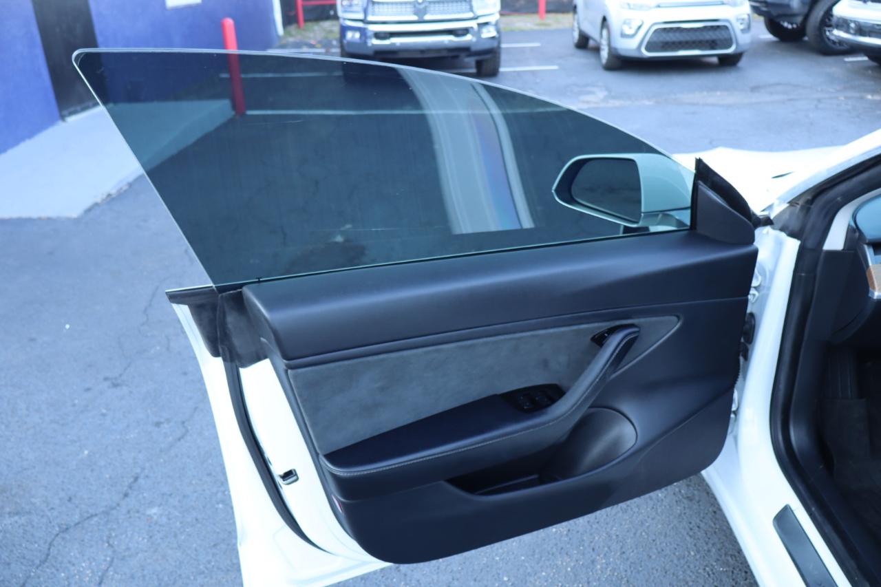 Tesla Model 3 Mid Range RWD *Ltd Avail* 2019