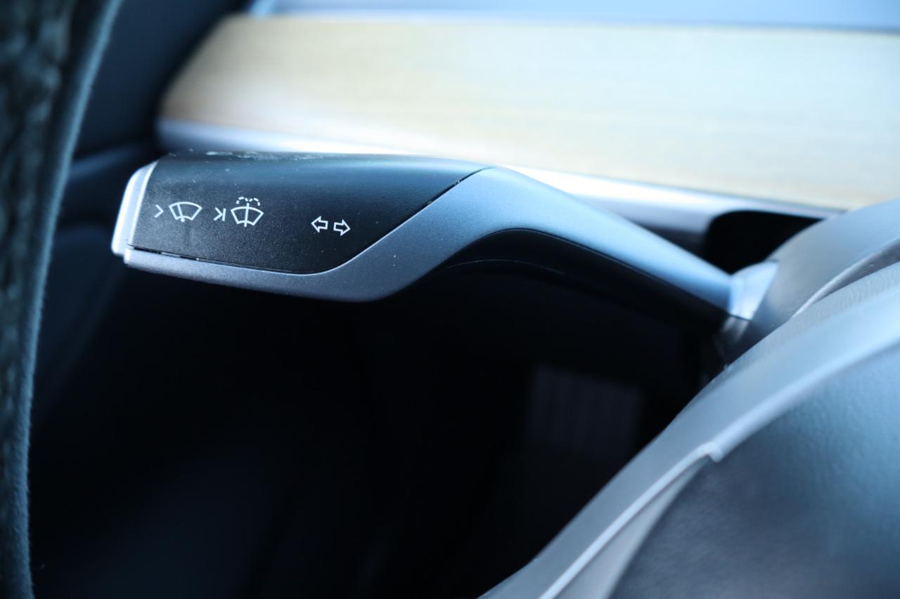 Tesla Model 3 Mid Range RWD *Ltd Avail* 2019