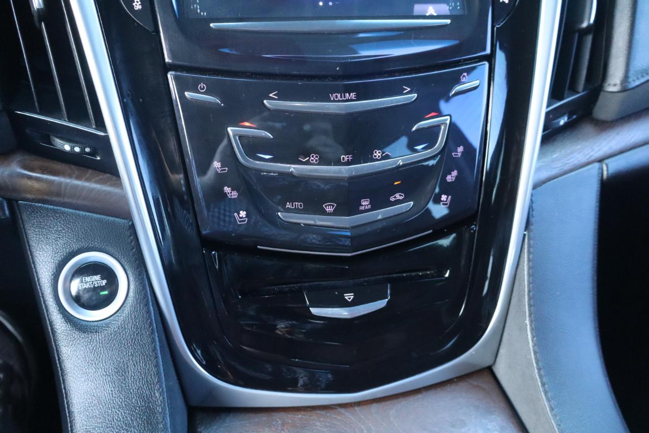 Cadillac Escalade 2WD 4dr Luxury 2020