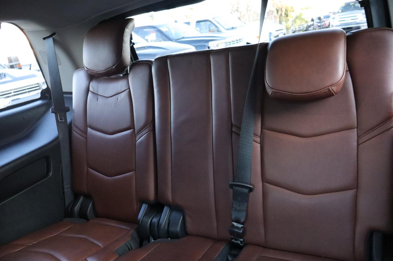 Cadillac Escalade 2WD 4dr Luxury 2020