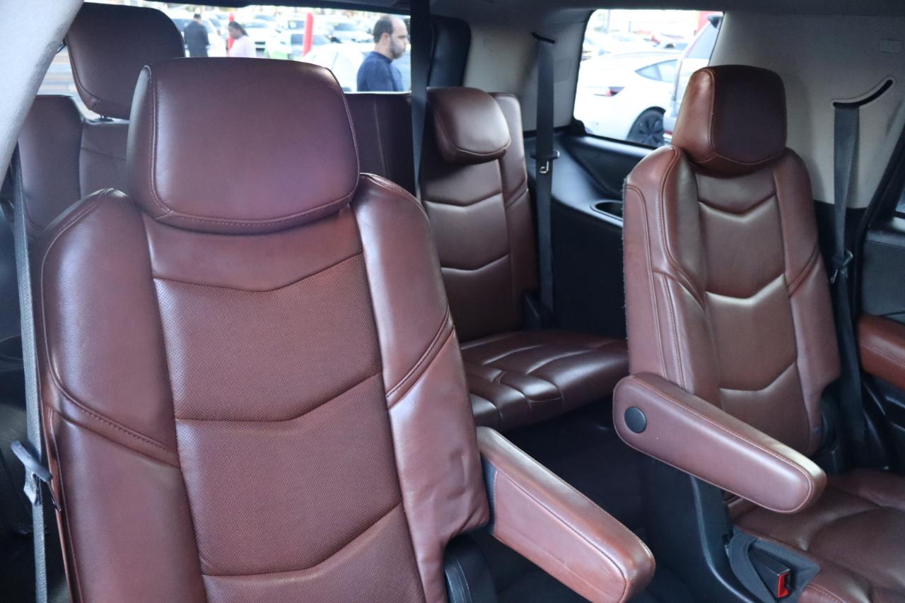 Cadillac Escalade 2WD 4dr Luxury 2020