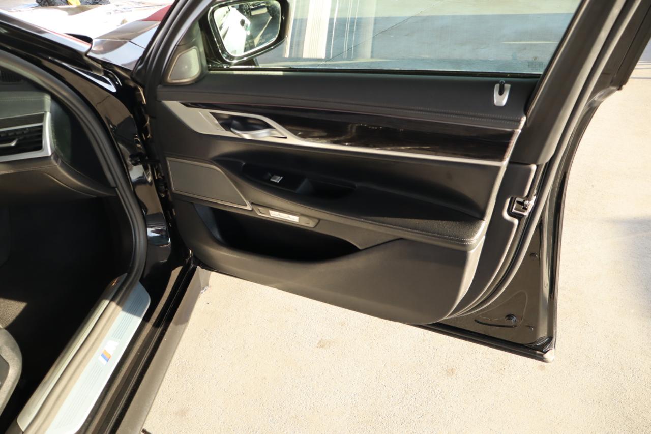 BMW 7 Series 740i Sedan 2018
