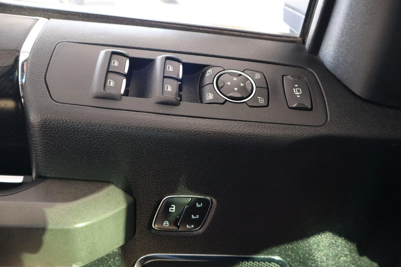 Ford Super Duty F-350 DRW Platinum 4WD Crew Cab 8' Box 2021