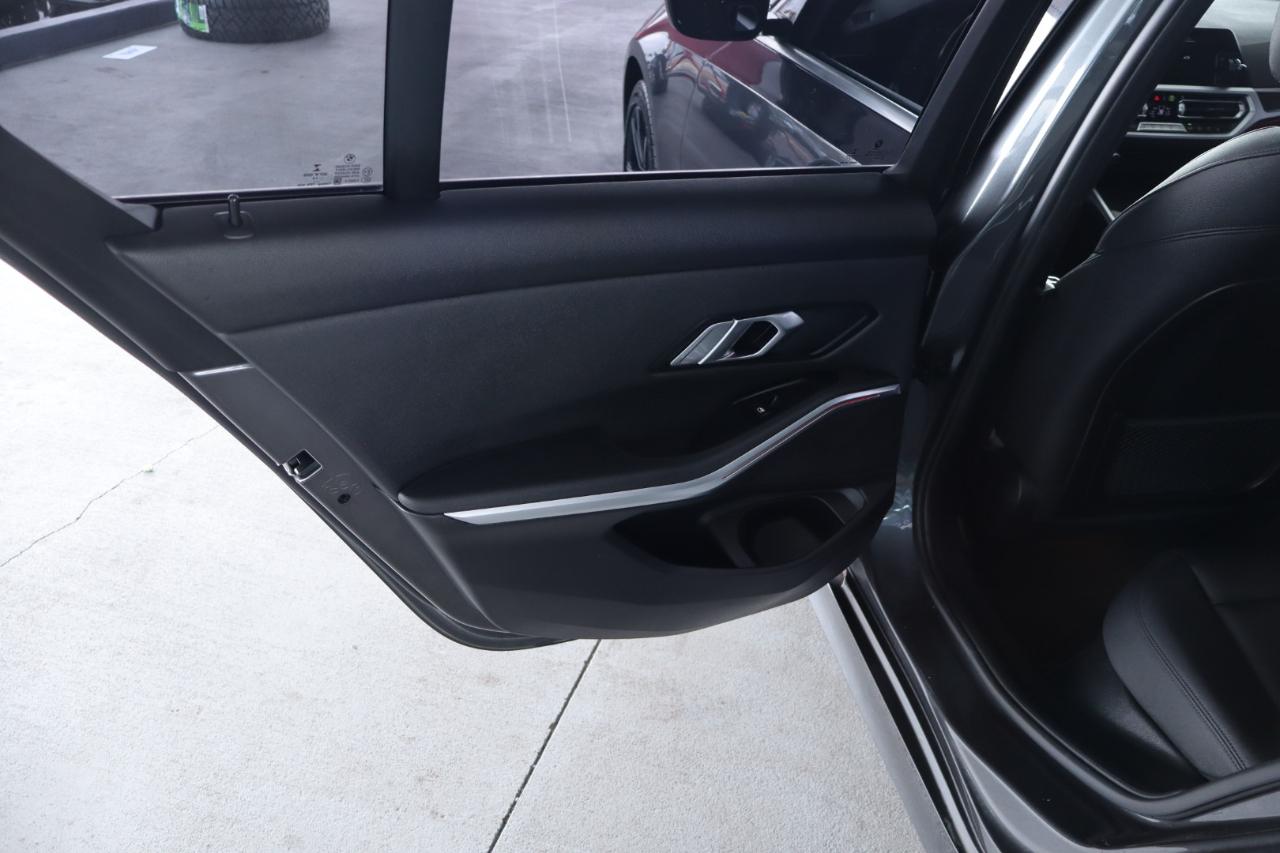 BMW 3 Series 330i xDrive Sedan North America 2020