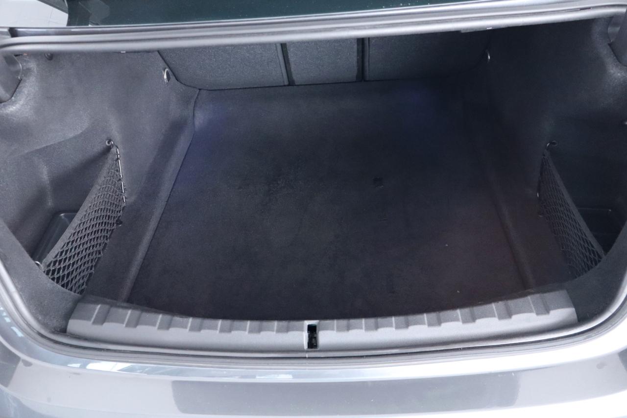 BMW 3 Series 330i xDrive Sedan North America 2020