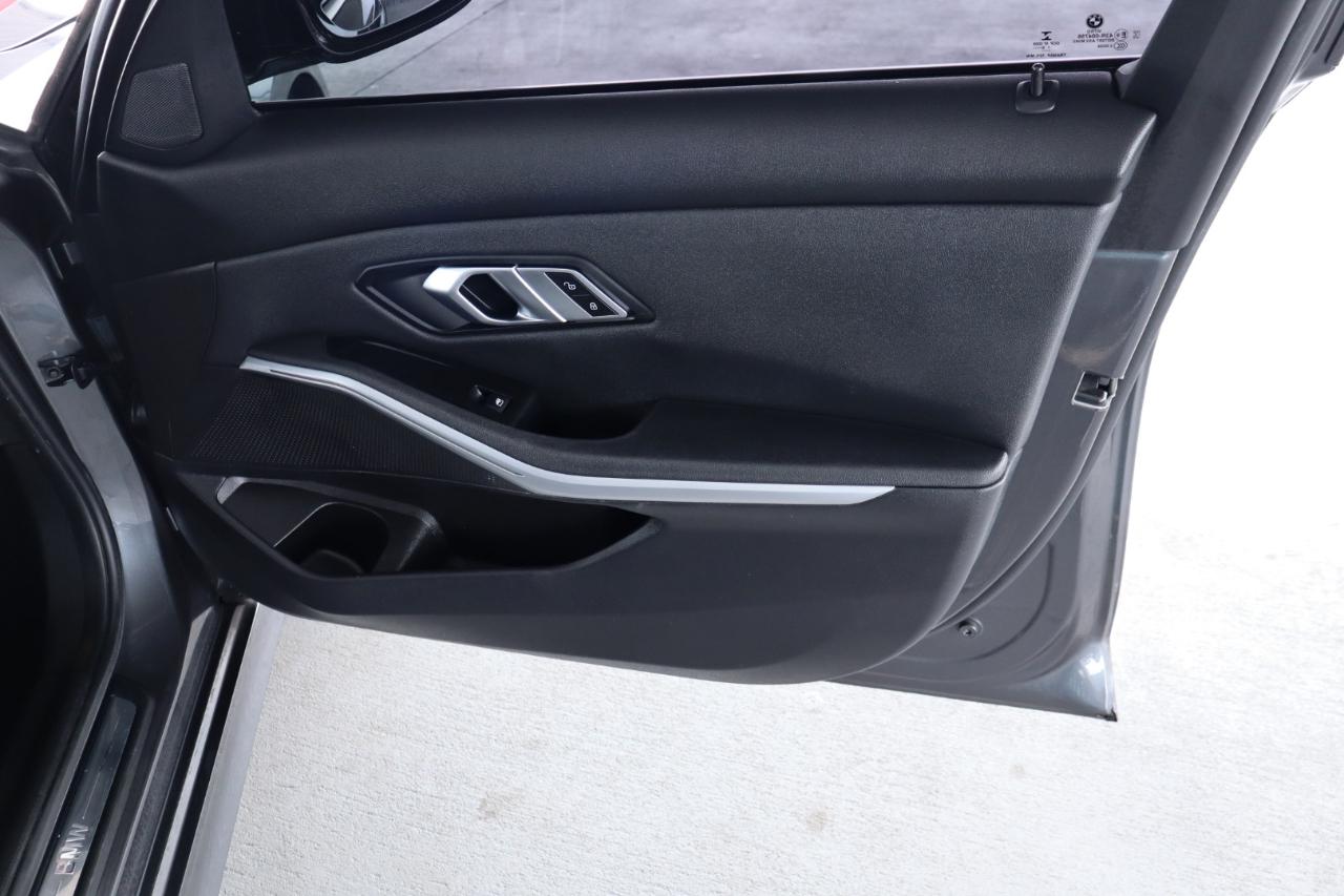 BMW 3 Series 330i xDrive Sedan North America 2020