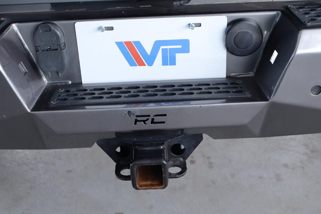 Chevrolet Silverado 1500 4WD Crew Cab 147" RST 2020