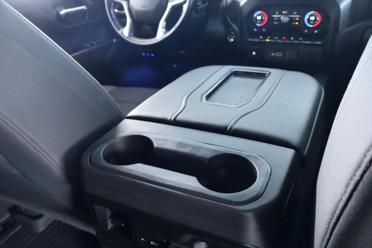 Chevrolet Silverado 1500 4WD Crew Cab 147" RST 2020