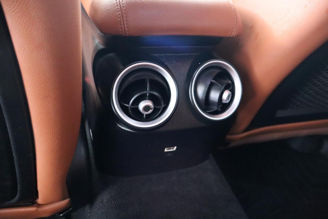 Alfa Romeo Giulia RWD 2019