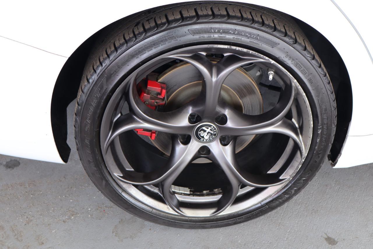 Alfa Romeo Giulia RWD 2019